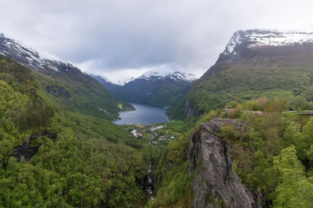 The Flydalsjuvet viewpoint and the Geirangerfjord seen from the cliff edge